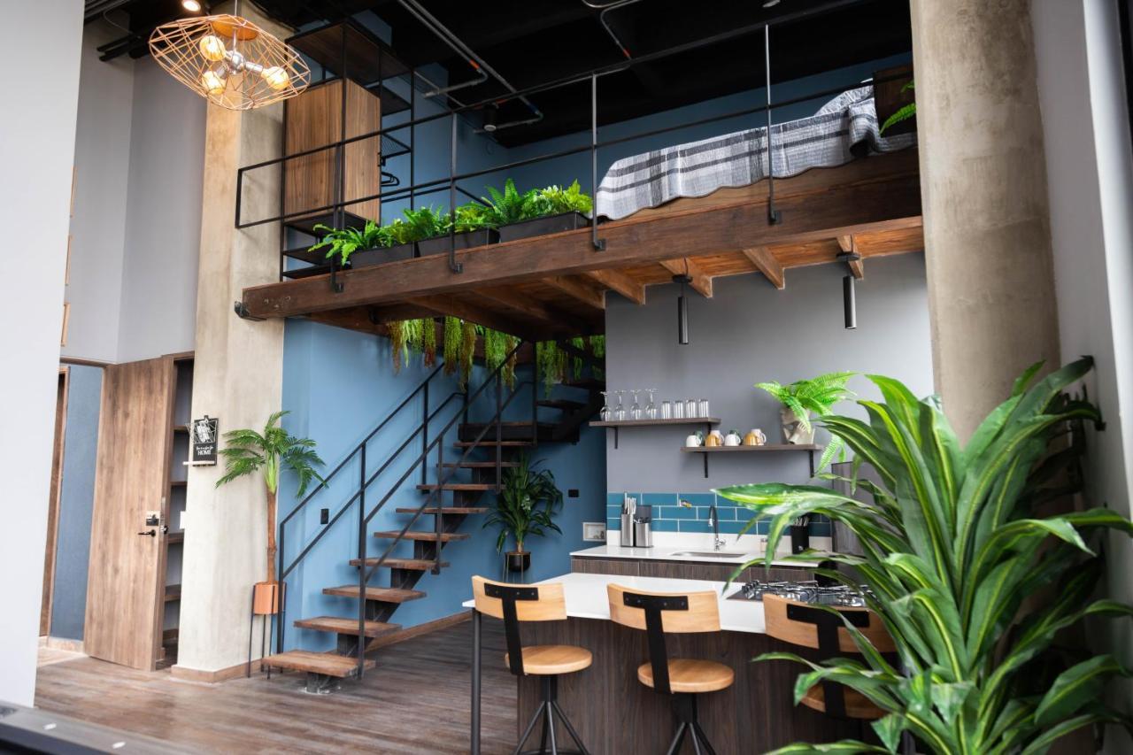 Royal Living Poblado Aparthotel Medellin Exterior photo